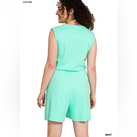 New! Plus Size Mint Sleeveless Pocket Romper Size 1X 2X 3X - Picture 2 of 5